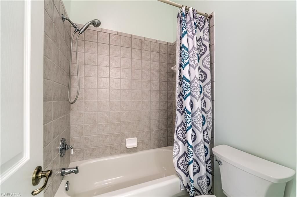 8864 New Castle Dr, Fort Myers, FL 33908 Photo