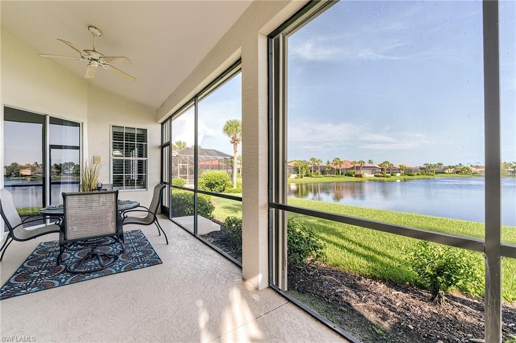 8864 New Castle Dr, Fort Myers, FL 33908 Photo