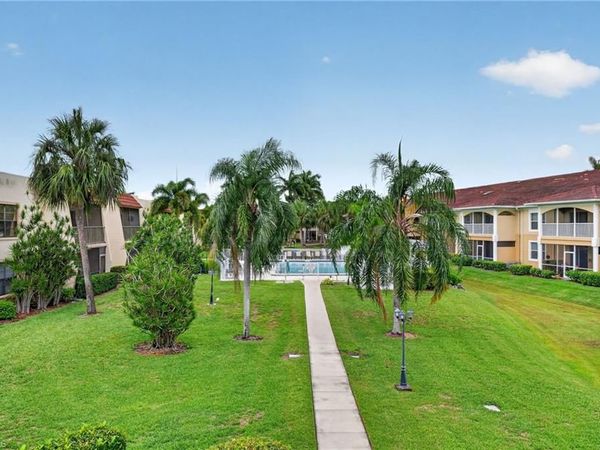 12481 McGregor BLVD , Unit 17, FORT MYERS, FL 33919