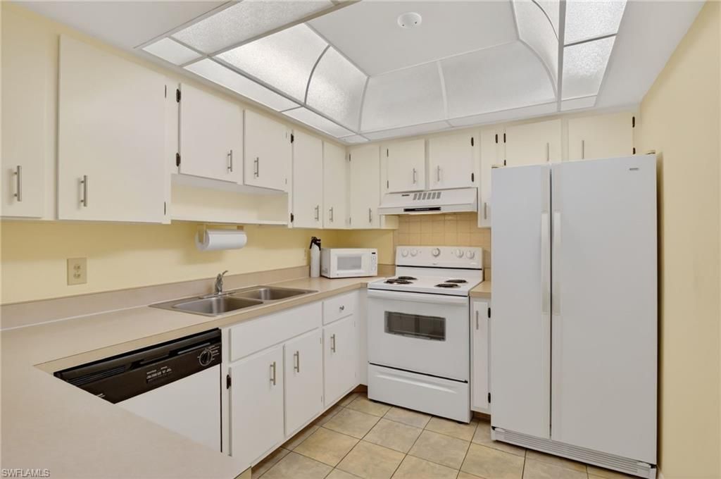 12481 Mcgregor Blvd , Unit 17, Fort Myers, FL 33919 Photo