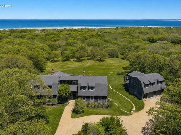 19 Locust Lane, Aquinnah, MA 02535