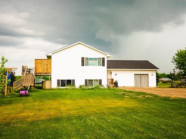 1616 Evergreen Drive , Ogilvie, MN 56358