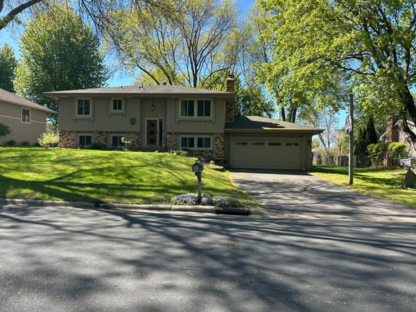 8548 Irwin Road, Bloomington, MN 55437