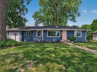 4613 Indiana Avenue N, Robbinsdale, MN 55422