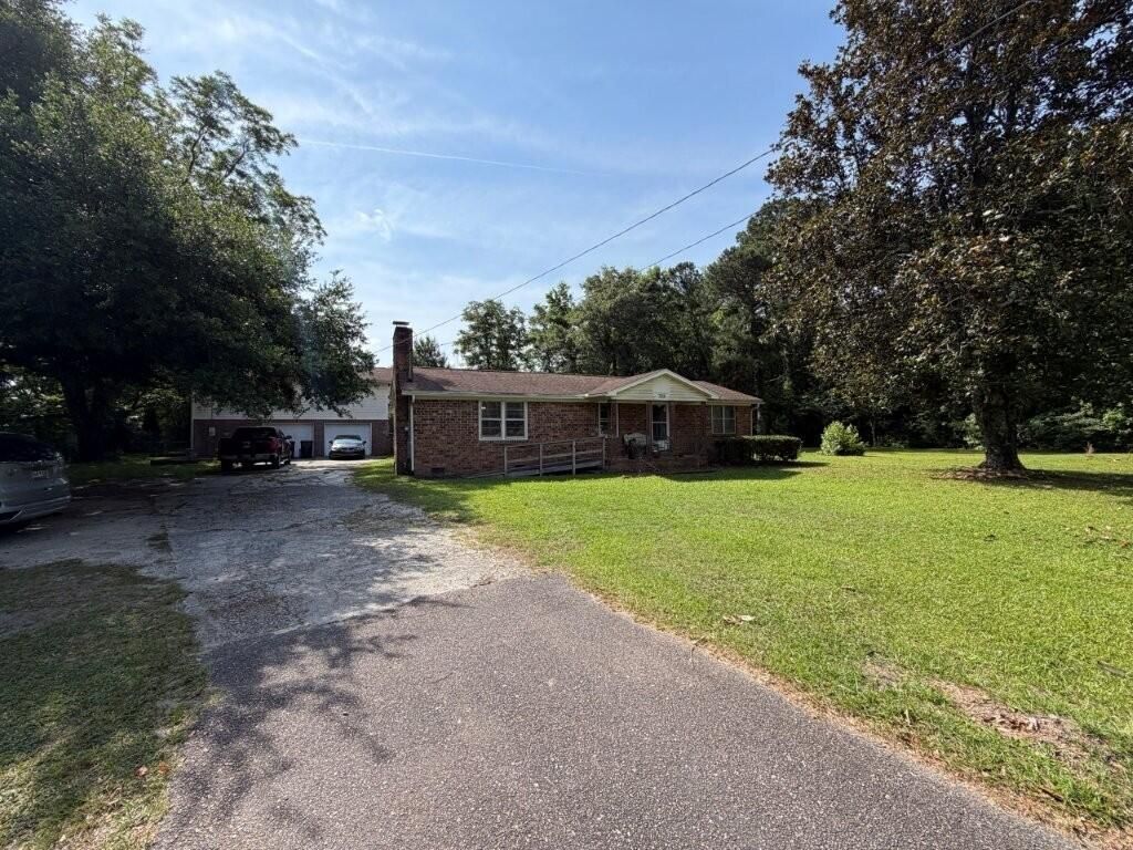 3556 S Live Oak Drive Photo 6