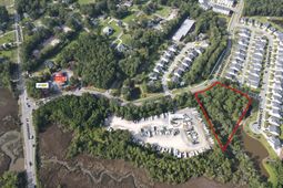 2701 Cormorant Court  photo 4