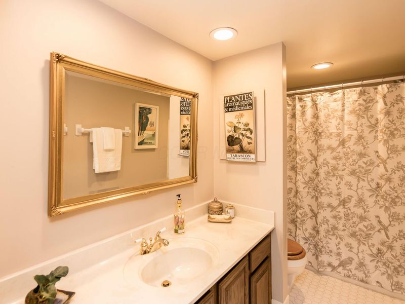 84 Glen Drive, Worthington, OH 43085 Photo 27