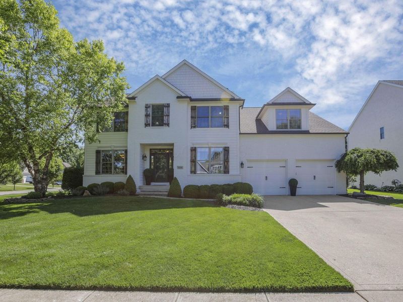 8210 Garden Drive , Pickerington, OH 43147 Photo 2