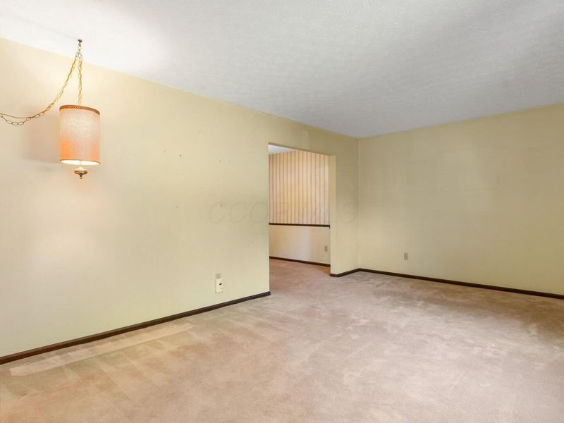 6933 Nocturne Road N, Reynoldsburg, OH 43068 Photo 15