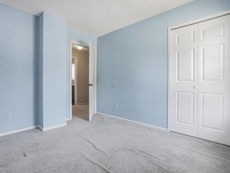 5383 Chaumonte Avenue, Columbus, OH 43232 Photo 28