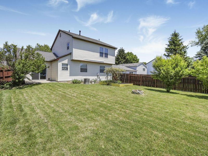 5383 Chaumonte Avenue, Columbus, OH 43232 Photo 38