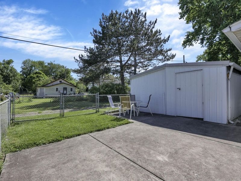 887 Jones Avenue , Newark, OH 43055 Photo 5