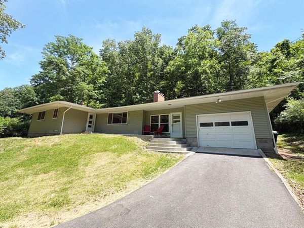 7 Cable Lane , Athens, OH 45701