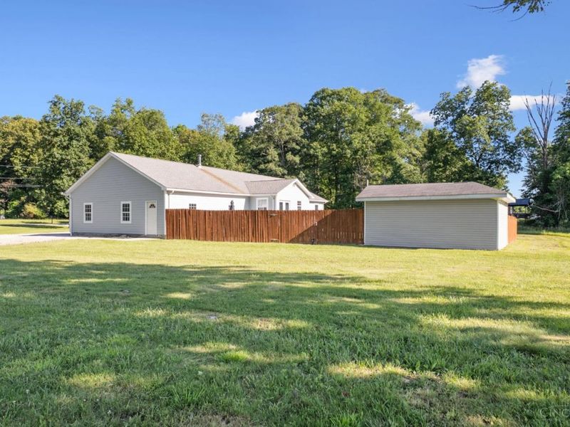 126 Texas Drive, Jackson Twp, OH 45171 Photo 5