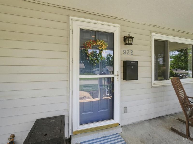 922 Bellwood Drive, Loveland, OH 45140 Photo 10