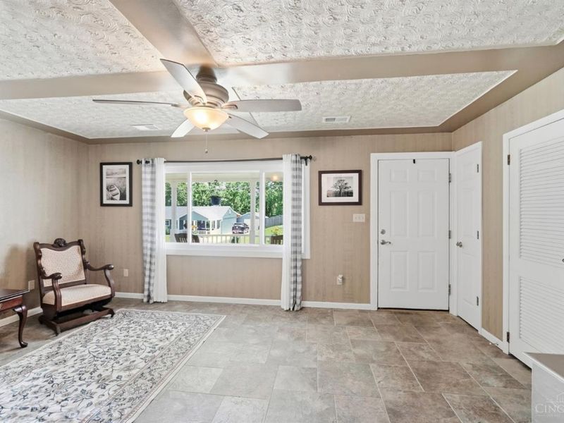 922 Bellwood Drive, Loveland, OH 45140 Photo 13