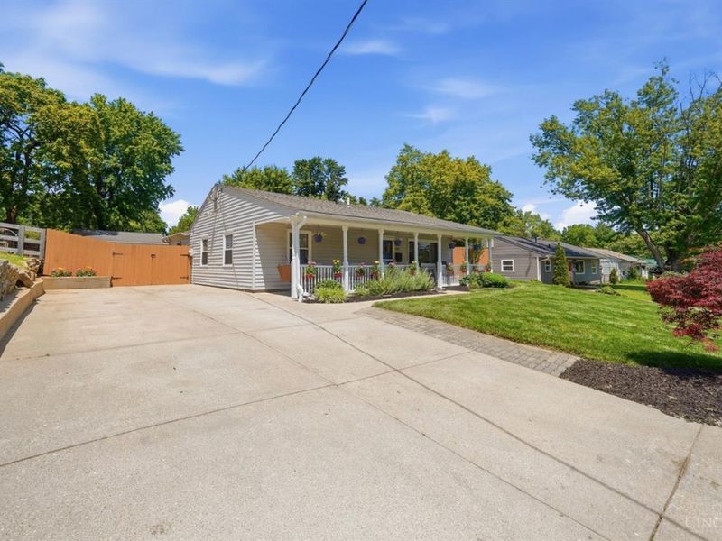 922 Bellwood Drive, Loveland, OH 45140 Photo 4