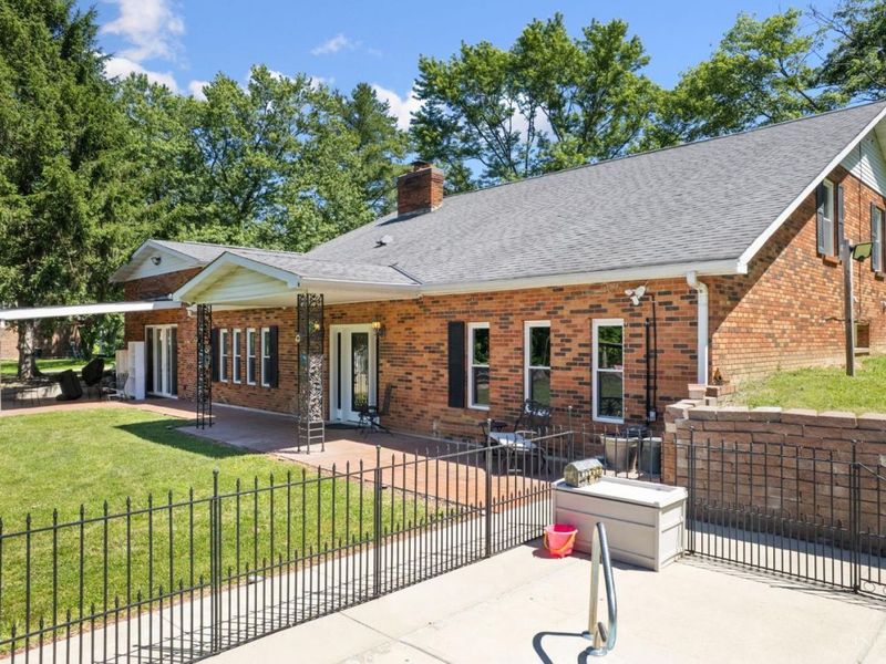1331 Indian Ridge Trail, New Richmond, OH 45157 Photo 2