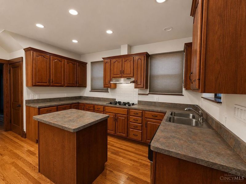 3047 Feltz Avenue, Cincinnati, OH 45211 Photo 8