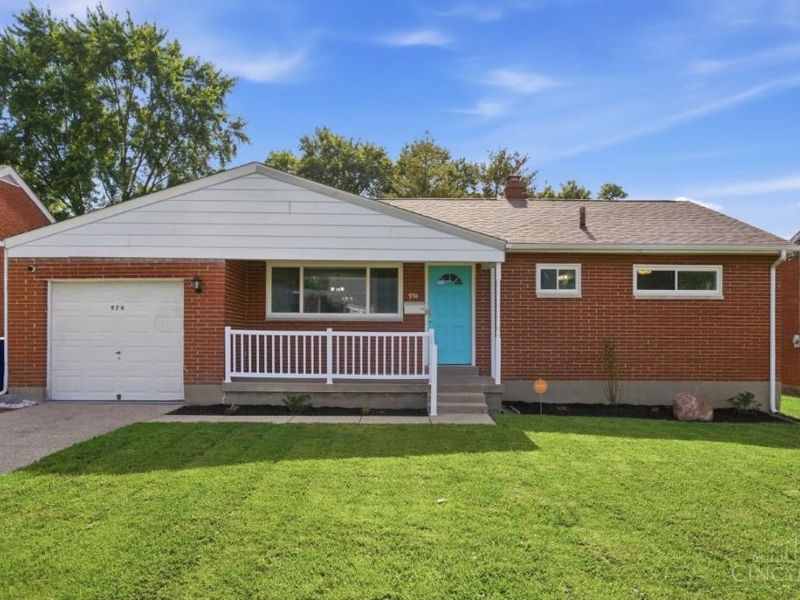 974 Kingston Drive, Hamilton, OH 45013 Photo 2
