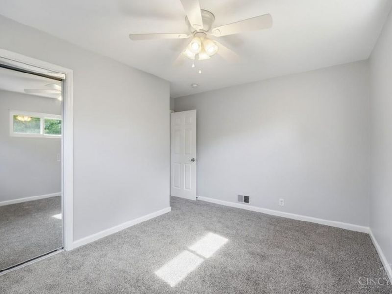 974 Kingston Drive, Hamilton, OH 45013 Photo 22