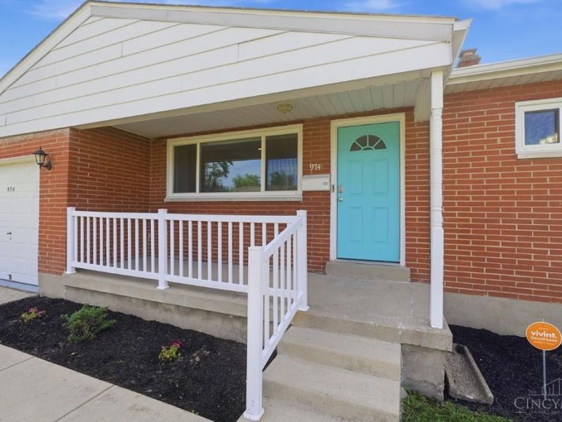 974 Kingston Drive, Hamilton, OH 45013 Photo 5