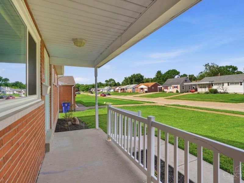 974 Kingston Drive, Hamilton, OH 45013 Photo 6