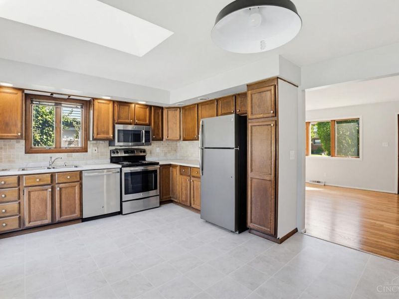 1531 Montegor Drive, Anderson Twp, OH 45230 Photo 5