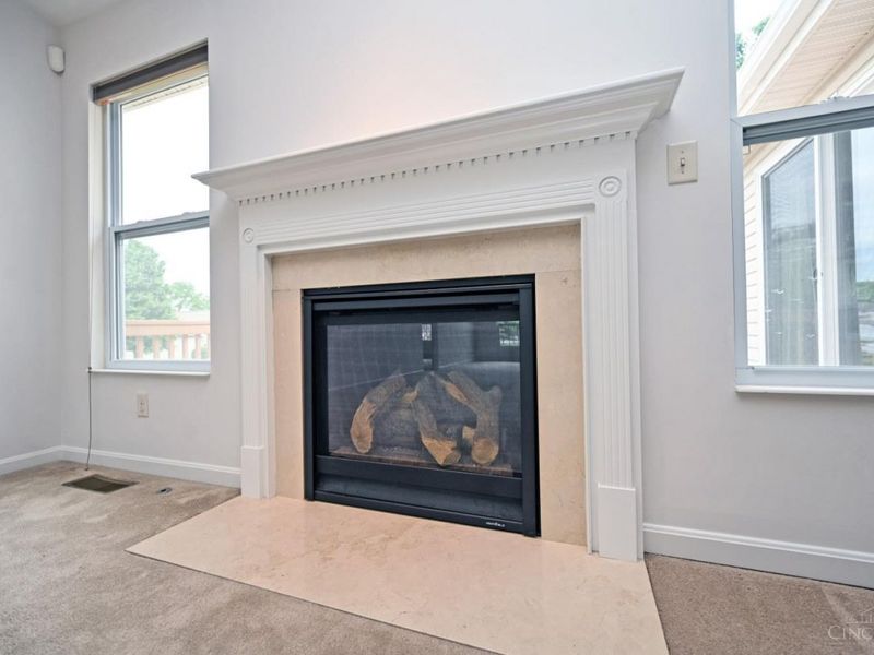 833 Linden Creek, Hamilton Twp, OH 45152 Photo 13