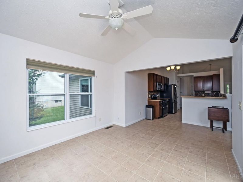 833 Linden Creek, Hamilton Twp, OH 45152 Photo 22