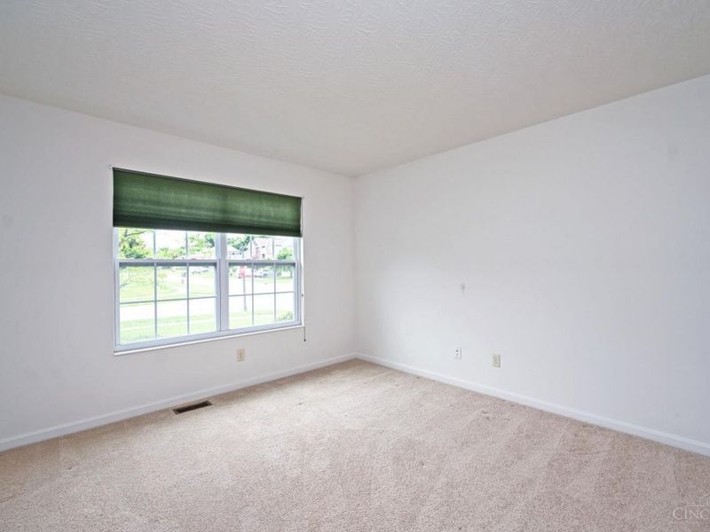 833 Linden Creek, Hamilton Twp, OH 45152 Photo 29
