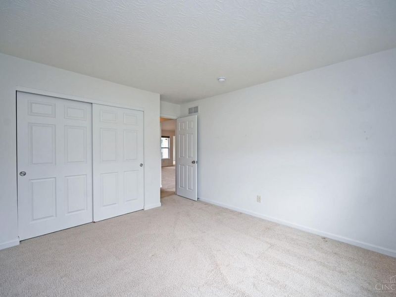 833 Linden Creek, Hamilton Twp, OH 45152 Photo 30