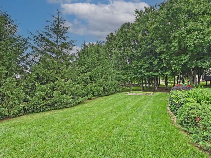 833 Linden Creek, Hamilton Twp, OH 45152 Photo 47