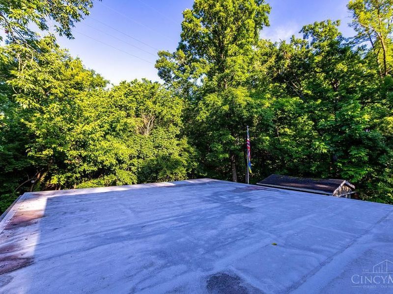 415 W Galbraith Road, Wyoming, OH 45215 Photo 29