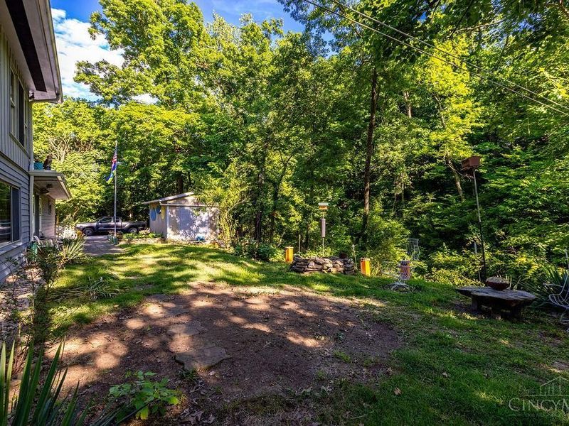 415 W Galbraith Road, Wyoming, OH 45215 Photo 35