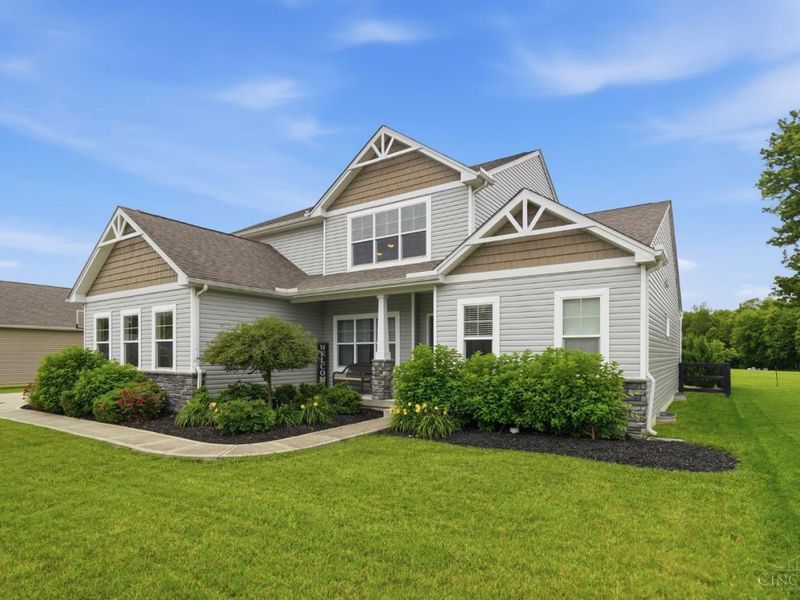 8007 Acorn Trail, Hamilton Twp, OH 45039 Photo 3