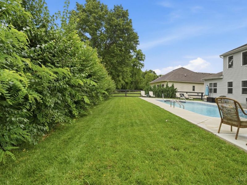 8007 Acorn Trail, Hamilton Twp, OH 45039 Photo 38