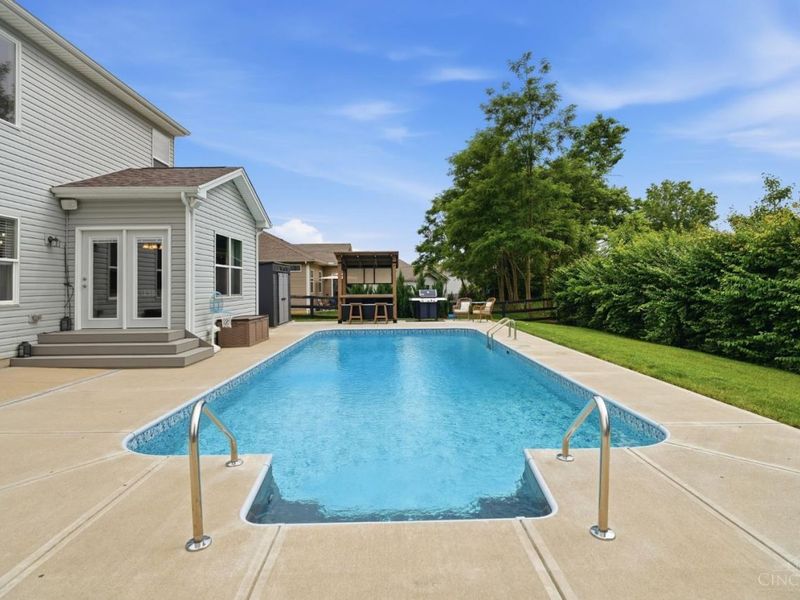 8007 Acorn Trail, Hamilton Twp, OH 45039 Photo 39