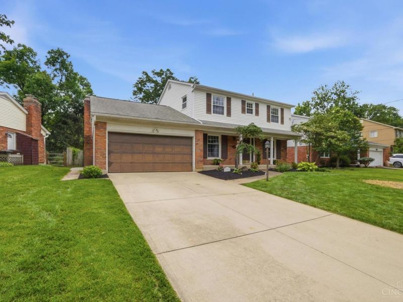2101 Berrypatch Drive, Anderson Twp, OH 45244 Photo 2