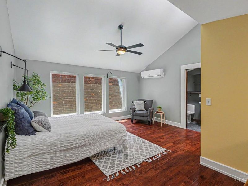 4255 Williamson Place, Cincinnati, OH 45223 Photo 13