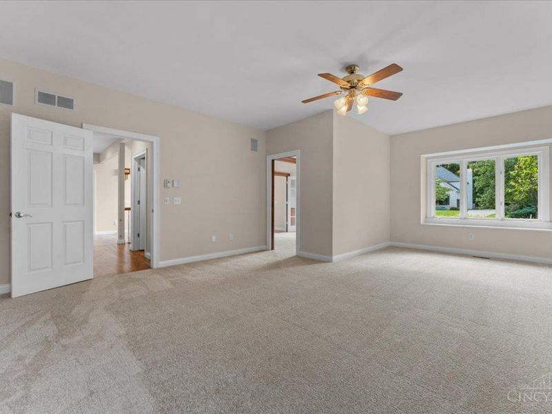 9761 Farmstead Drive, Symmes Township, OH 45140 Photo 14
