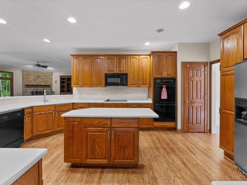 9761 Farmstead Drive, Symmes Township, OH 45140 Photo 32