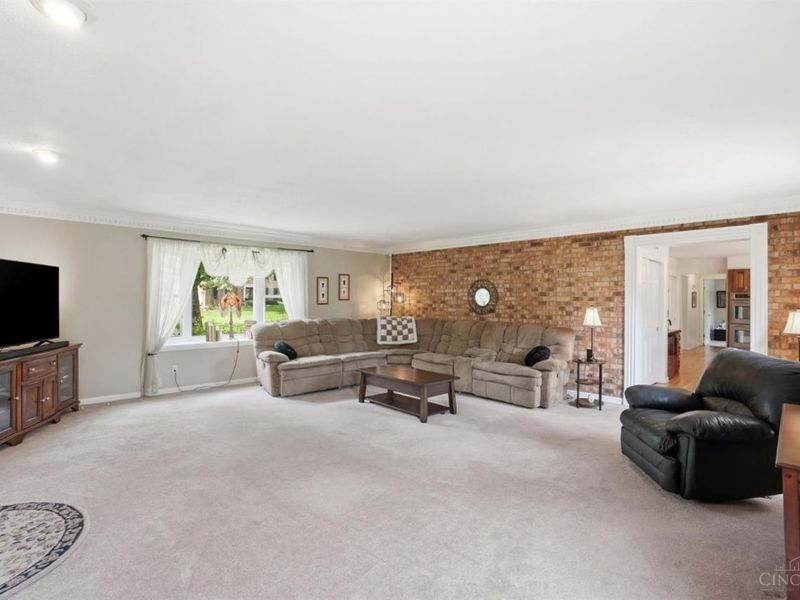 8038 New Brunswick Drive, West Chester, OH 45241 Photo 19