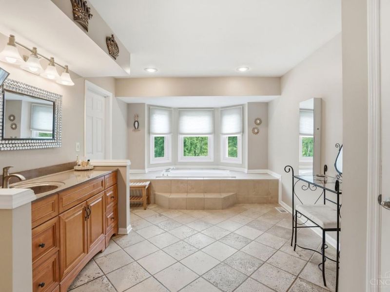 8038 New Brunswick Drive, West Chester, OH 45241 Photo 36