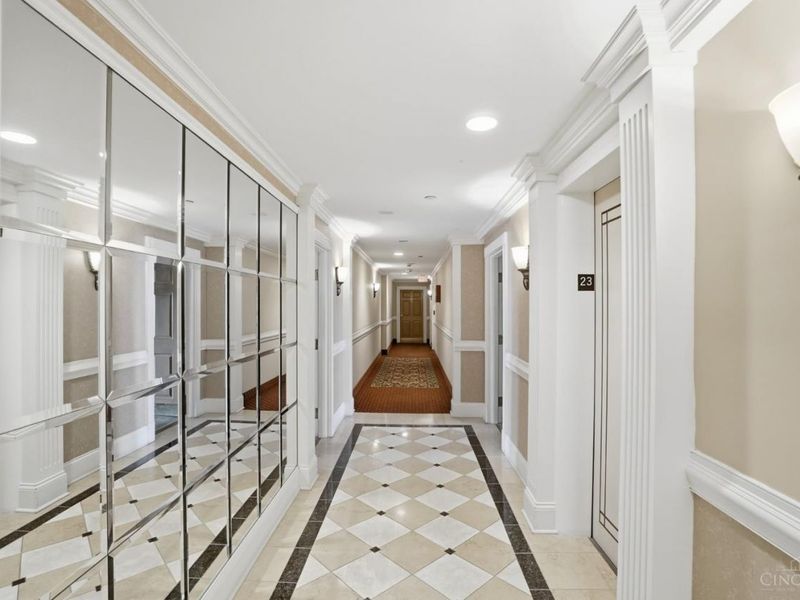 2200 Victory Parkway, Unit 2303, Cincinnati, OH 45206 Photo 12