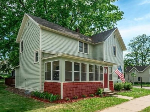 1102 14th Avenue, Menomonie, WI 54751