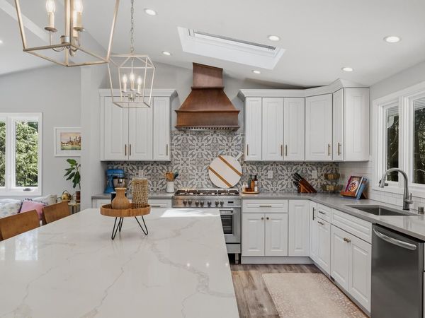 860 Trails End DRIVE, Fontana, WI 53125