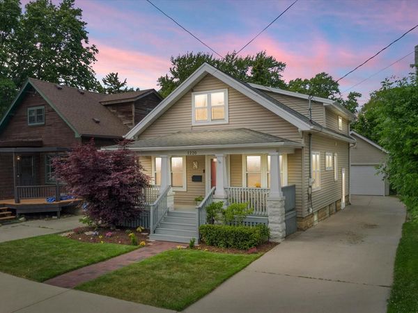 1220 E Warnimont AVENUE, Milwaukee, WI 53207