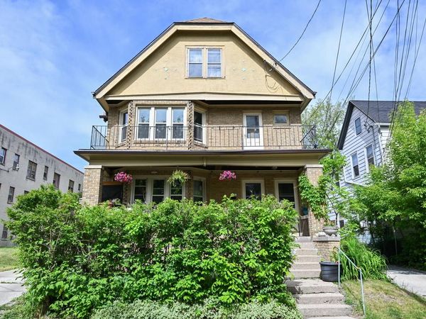 1803 N Arlington PLACE, Unit 1805, Milwaukee, WI 53202