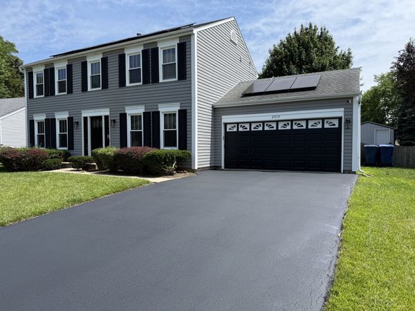 2013 Liberty Lane, Gurnee, IL 60031